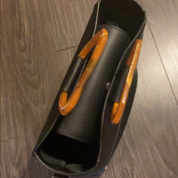 Zara - Picture 7 of 7